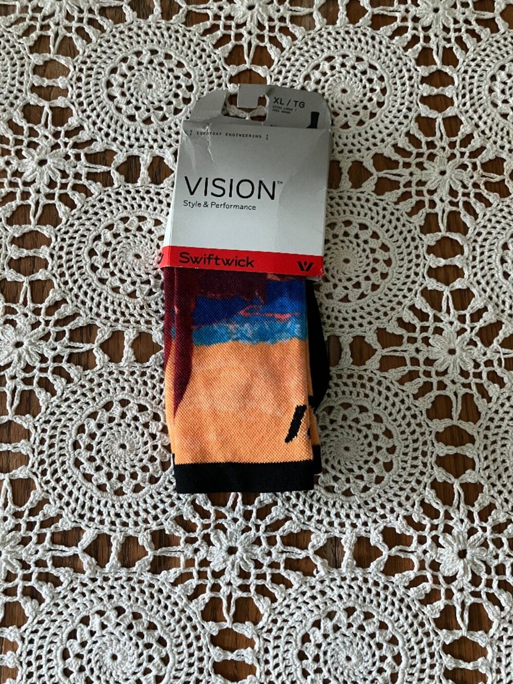 New Adult Sz. XL Crews Socks – Vision Swiftwick Arches National Park Design